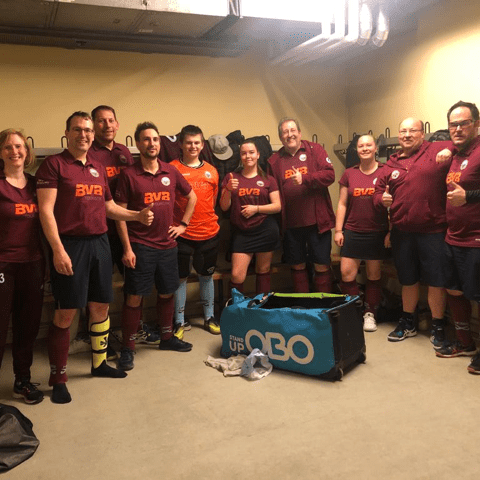 Hockeyprofis beim KHU